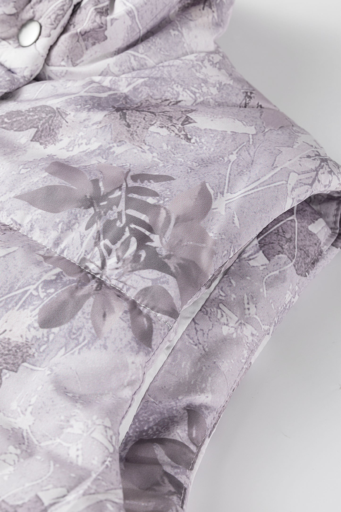 Gray Camo Leaf Print Winter Puffer Vest