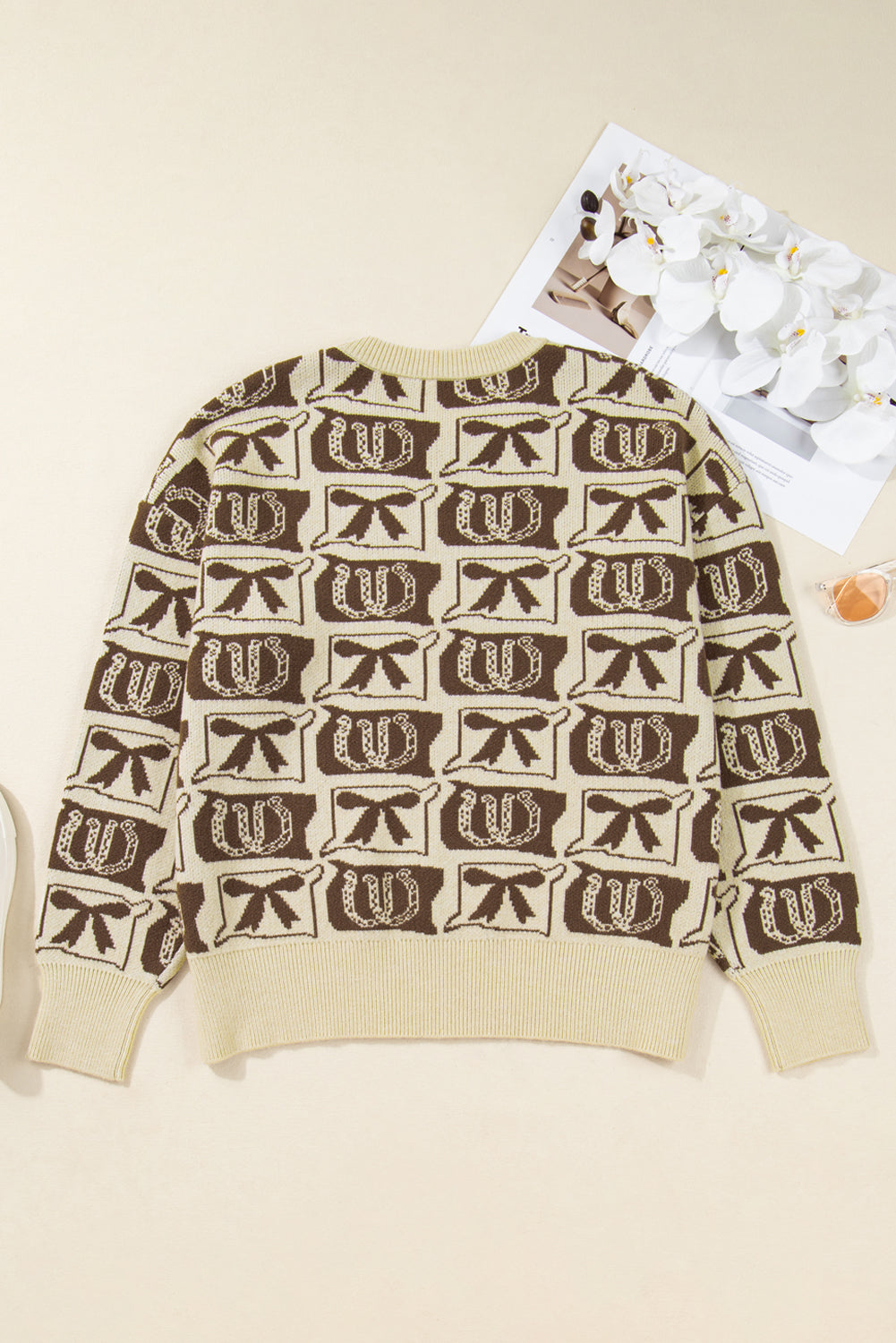 Bow & Horseshoe Plus Size Sweater