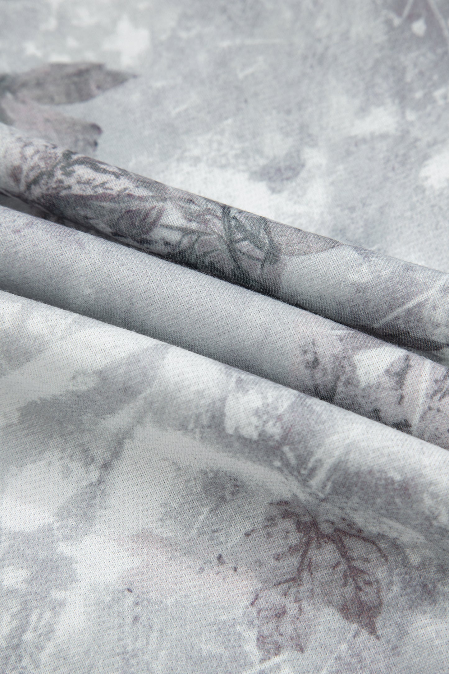 eGray Camo Leaf Print Kangaroo Pocket Quarter Zip Sweatshirt